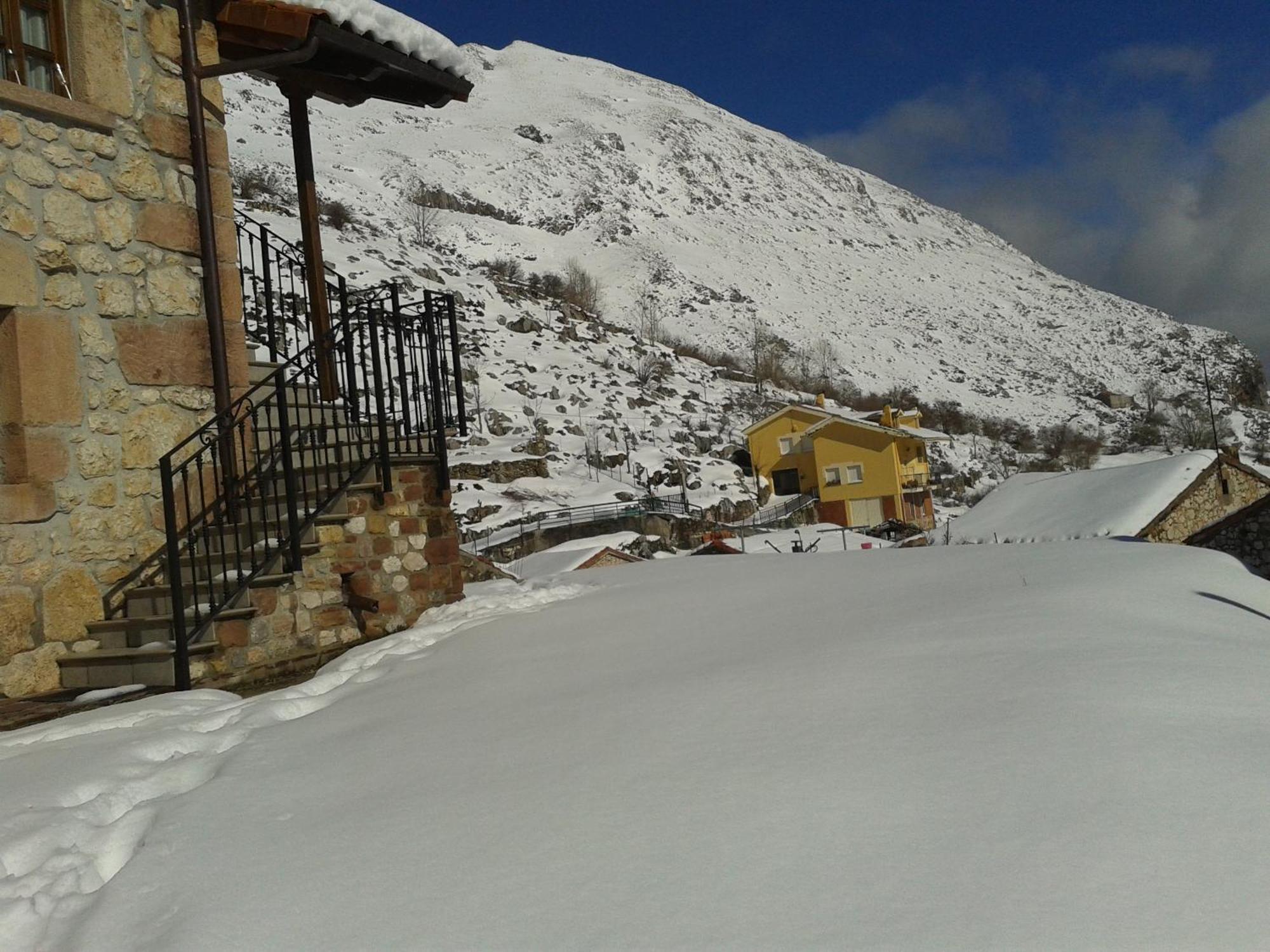 Apartamentos Rurales El Tio Pablo Picos De Europa Tresviso エクステリア 写真